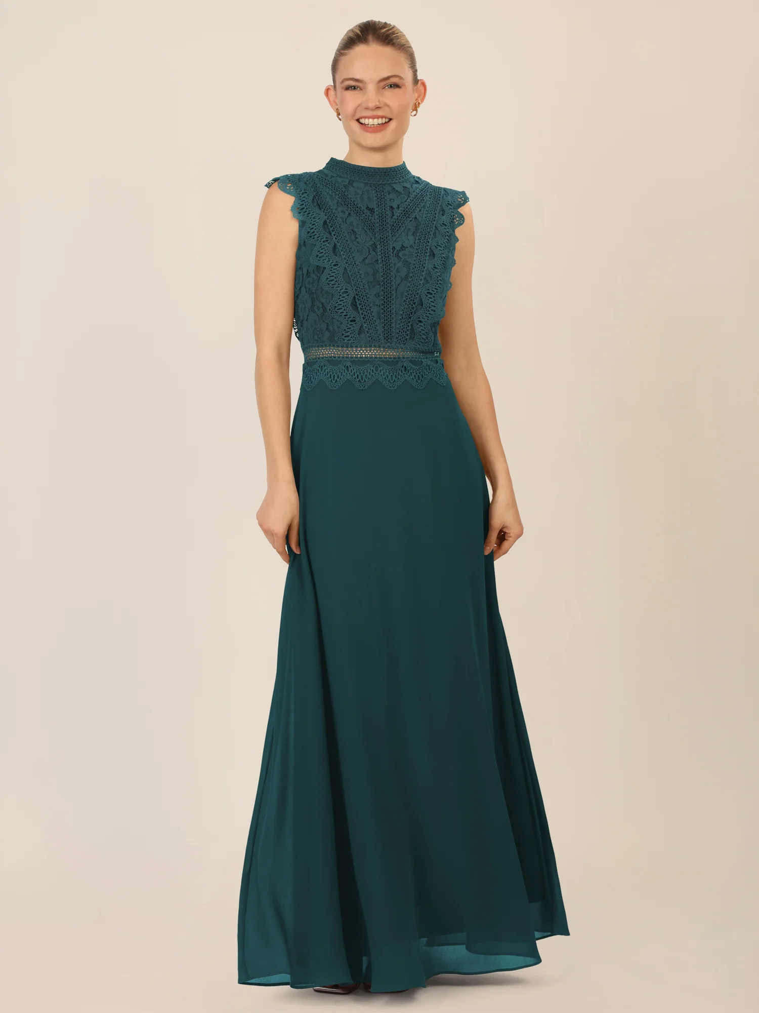 FASHION LINES âș HW25 âș GLAMOUR: BESTSELLER